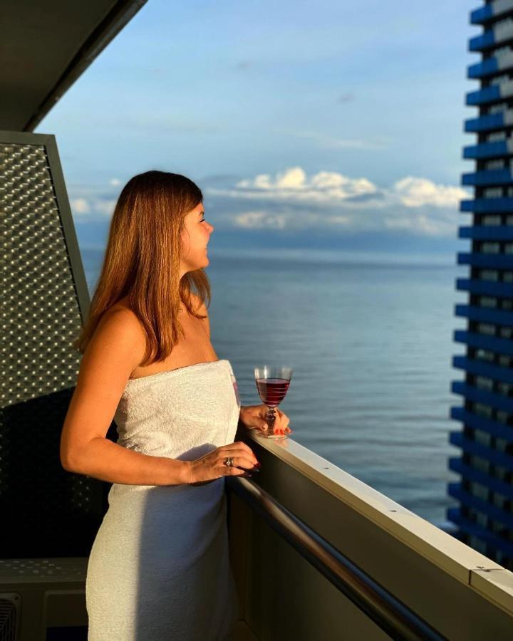 Orbi City Aparthotel Black Sea View Batumi Luaran gambar