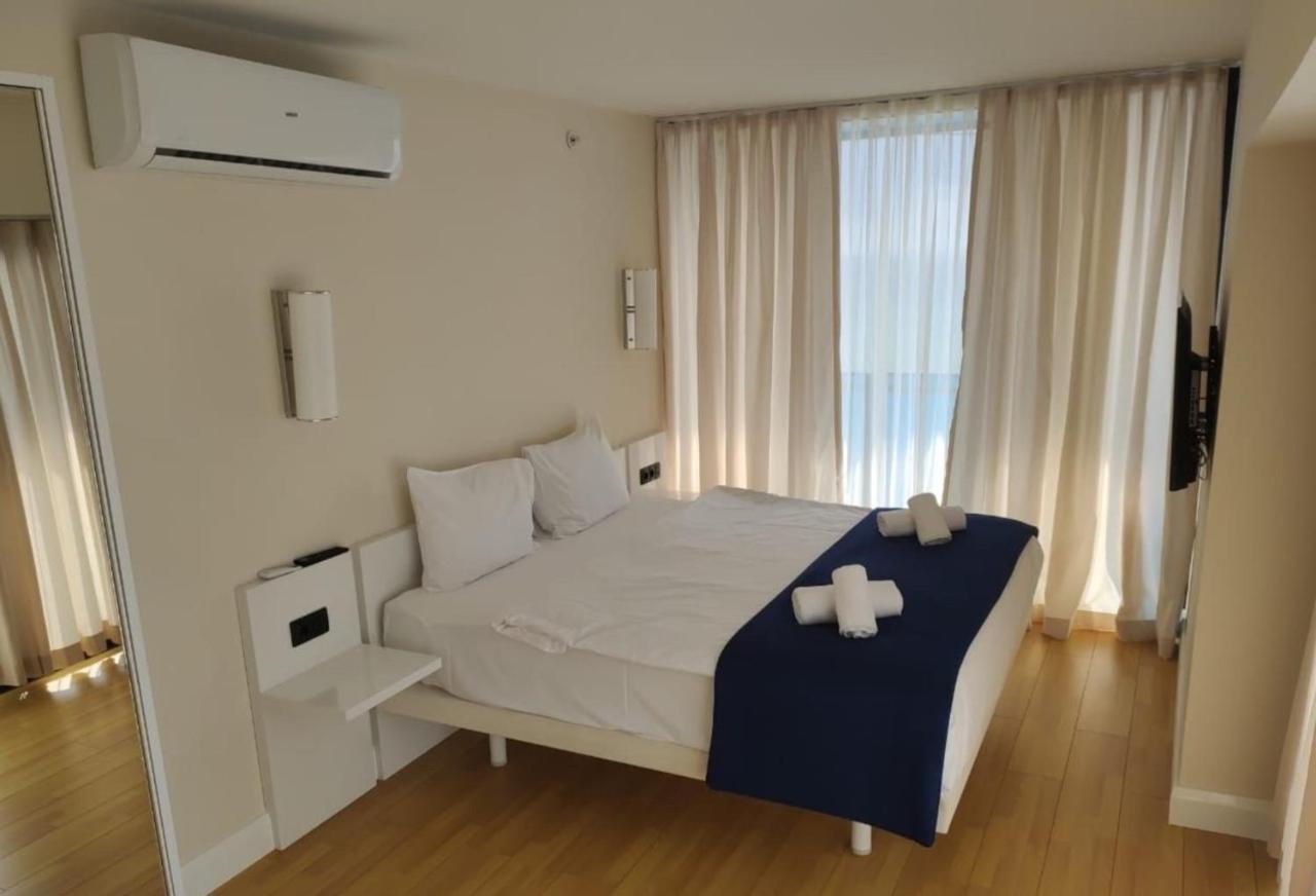 Orbi City Aparthotel Black Sea View Batumi Luaran gambar